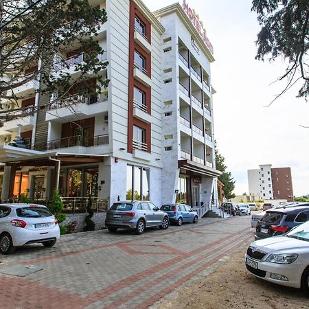 Hotel Hoti II Rizo Ulcinj Velika Plaza Екстер'єр фото